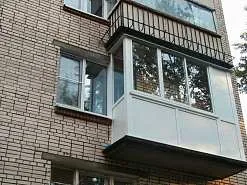 Остекление балконов металлопластиковыми окнами